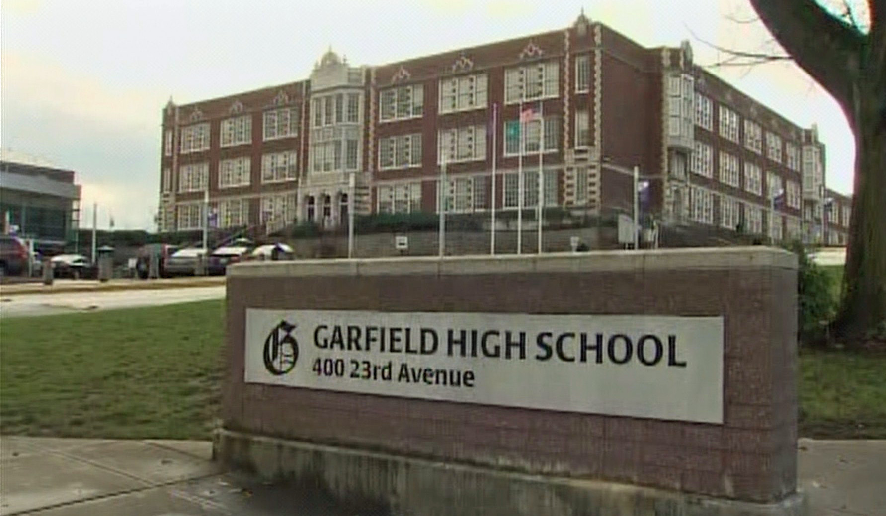Seattle School District investigating Garfield HS hazing incidents